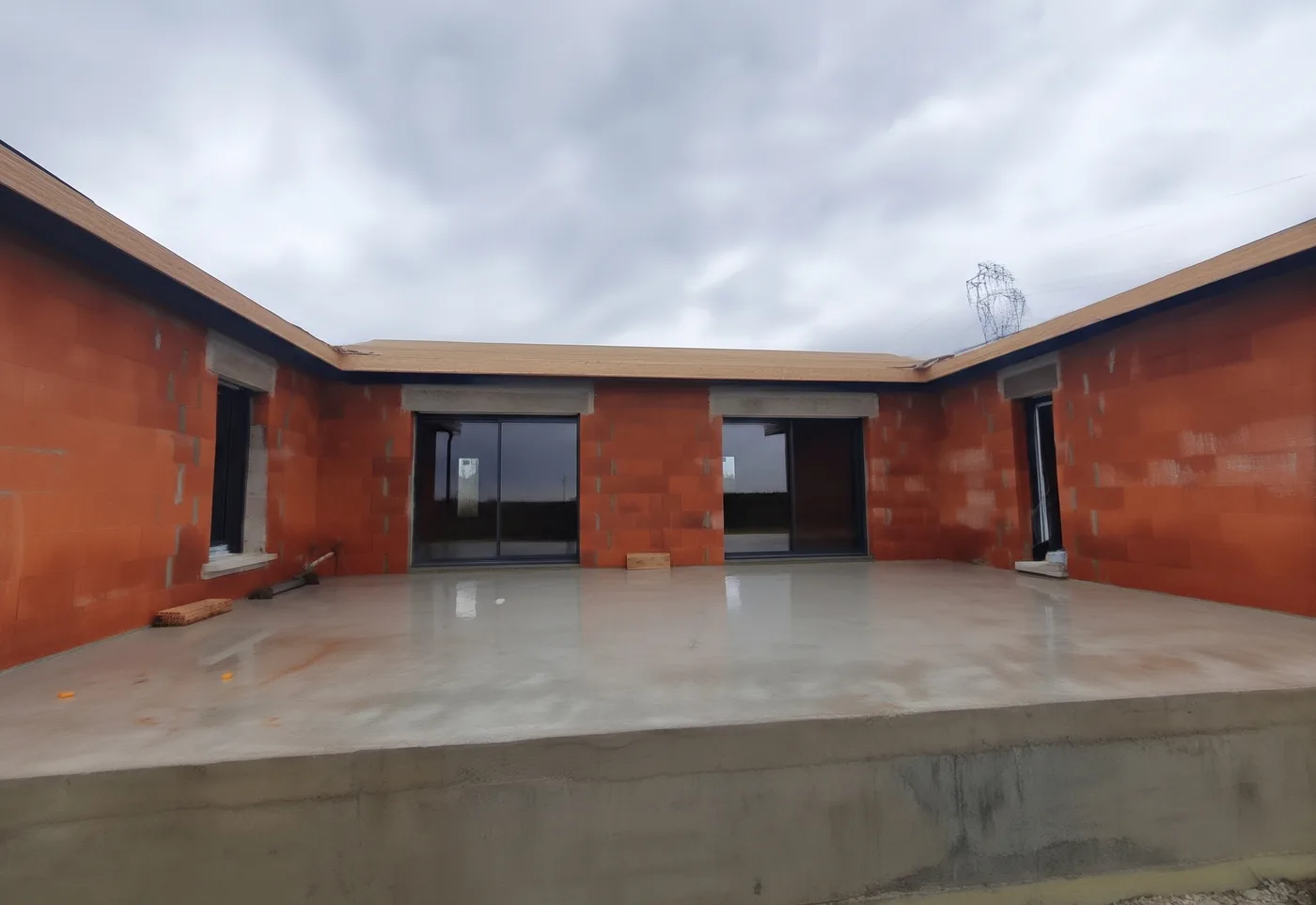 Modèle de maison Viriat : maison neuve éco-conçue RE2020, plan sur-mesure, dans l'Ain
